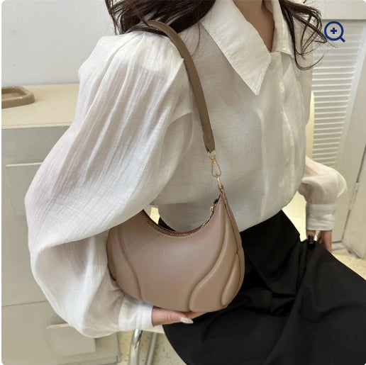 Minimal Single Shoulder Bag