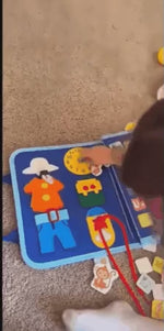 Video in Galerieansicht laden und abspielen, BusyBuddy Activity Board – Montessori Spielbrett ohne Bildschirm